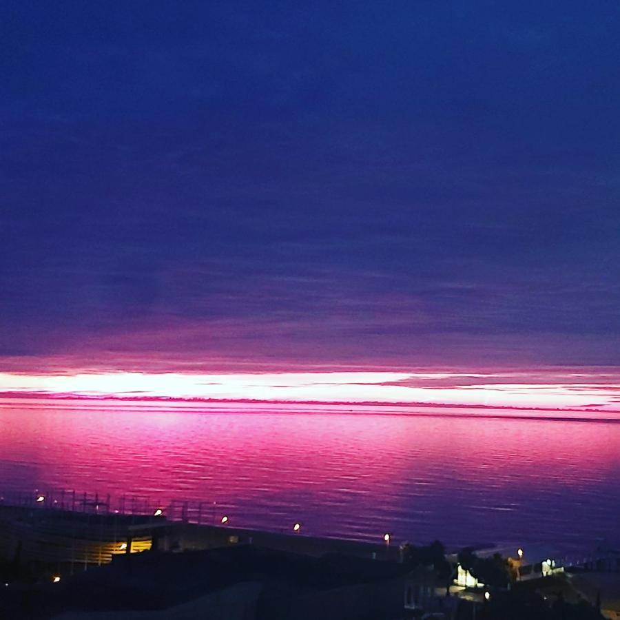 Luxury Sea View Orbi City Batumi Eksteriør billede