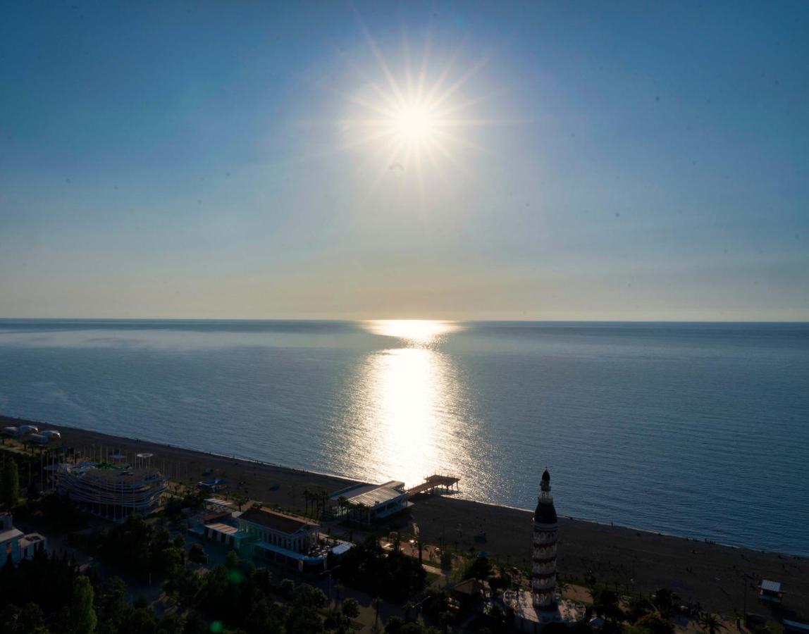 Luxury Sea View Orbi City Batumi Eksteriør billede