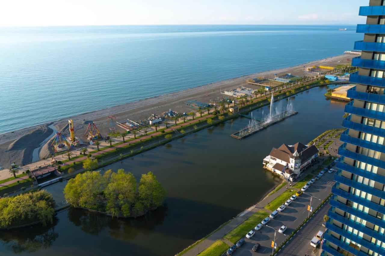 Luxury Sea View Orbi City Batumi Eksteriør billede