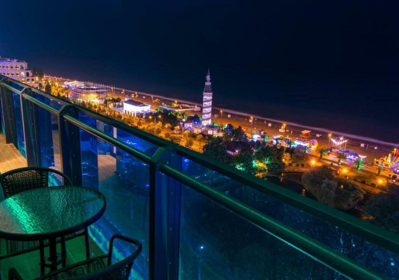 Luxury Sea View Orbi City Batumi Eksteriør billede